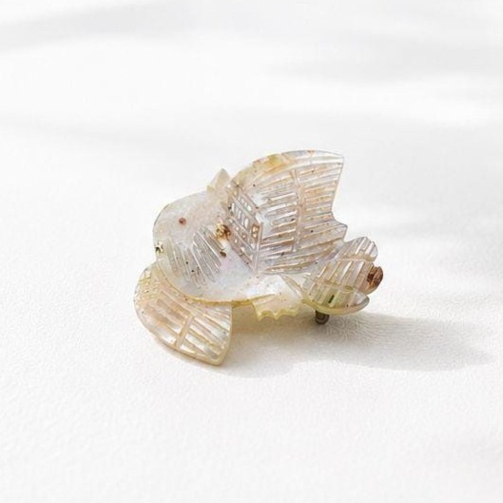Vintage Hand Carved Resin Brooch Iridescent Shell Bird Pin Cream 2.7cm